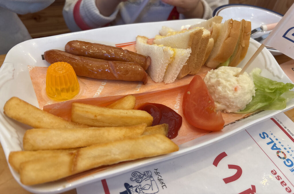 コメダ珈琲のだいすきプレートです。