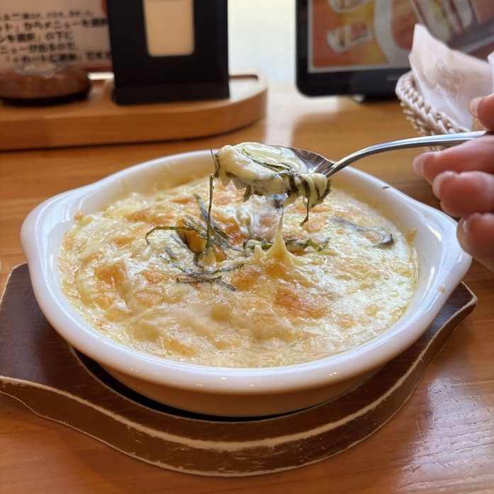 コメダ珈琲で注文したグラタンです。